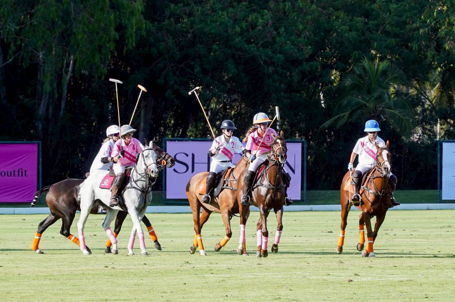 ปิดฉากอย่างสง่างาม “ควีนส์คัพ พิงค์ โปโล 2026” ครั้งที่ 17 การแข่งขันขี่ม้าโปโลหญิงการกุศล หารายได้มอบให้ศูนย์สิริกิติ์บรมราชินีนาถ เพื่อโรคมะเร็งเต้านม