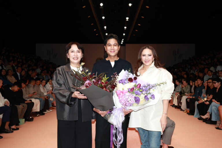 เปิดฉากเวทีแฟชั่นวีคสุดยิ่งใหญ่แห่งปี“Siam Paragon Bangkok International Fashion Week 2026”ตอกย้ำมหานครแฟชั่นแห่งเอเชีย! กับโชว์จาก “ISSUE – VVON SUGUNNASIL”สร้างปรากฏการณ์ สะกดทุกสายตา ด้วยสองนิยามแห่งความสร้างสรรค์